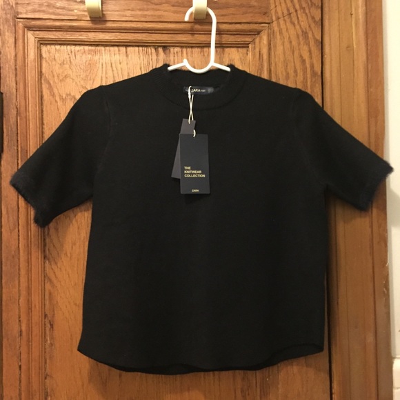 Zara Tops - Zara Chic Black Knit Top ♣️